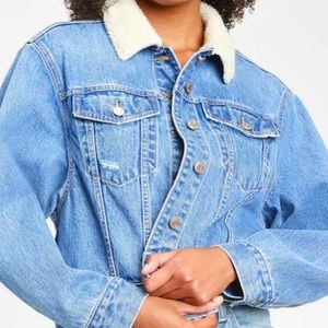 Gap sherpa lined jean jacket
